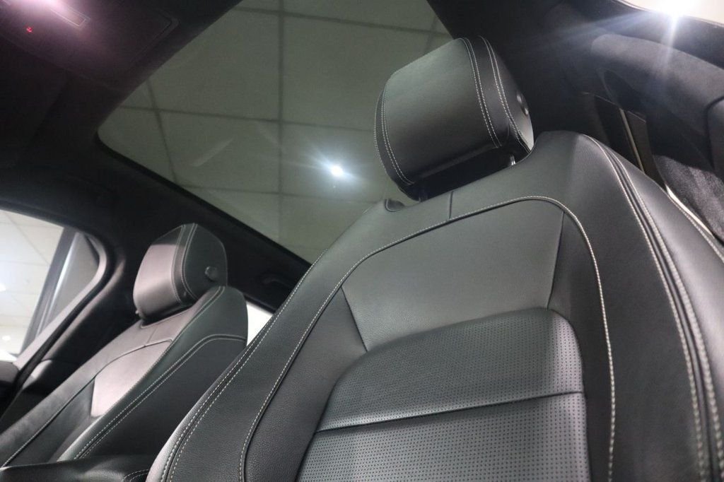 Used Jaguar F-Pace 2018 for sale - 76482187: Photo 4