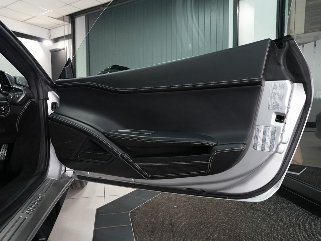 Used Ferrari 458 2011 for sale - 78030481: Photo 14