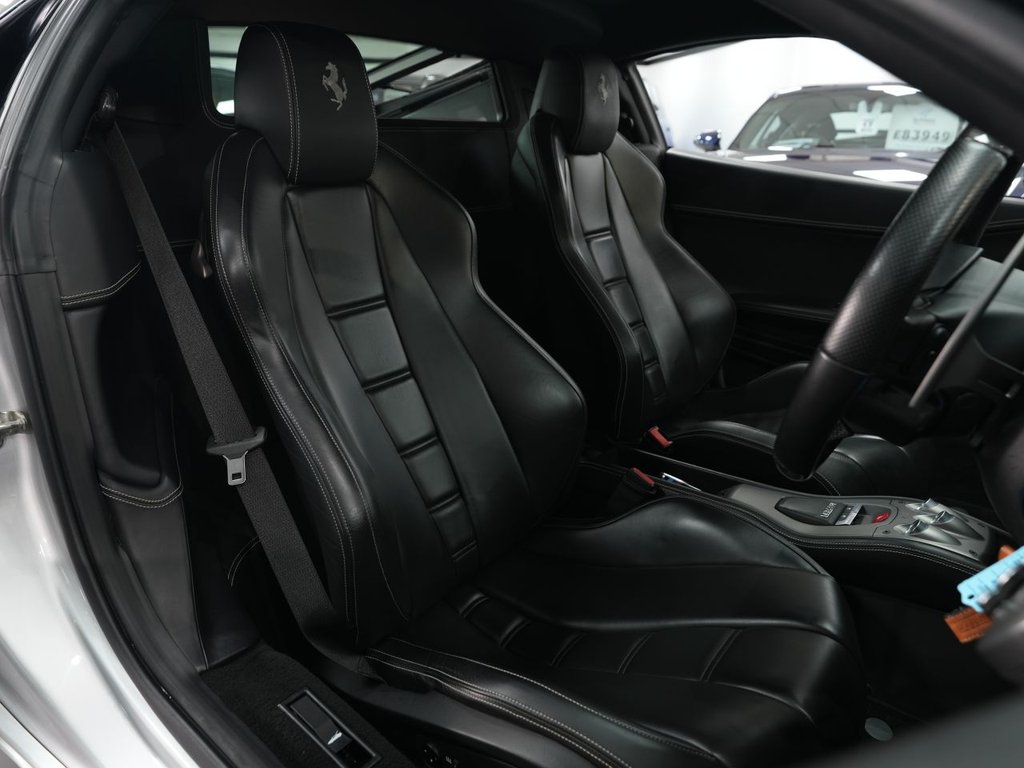 Used Ferrari 458 2011 for sale - 78030481: Photo 31