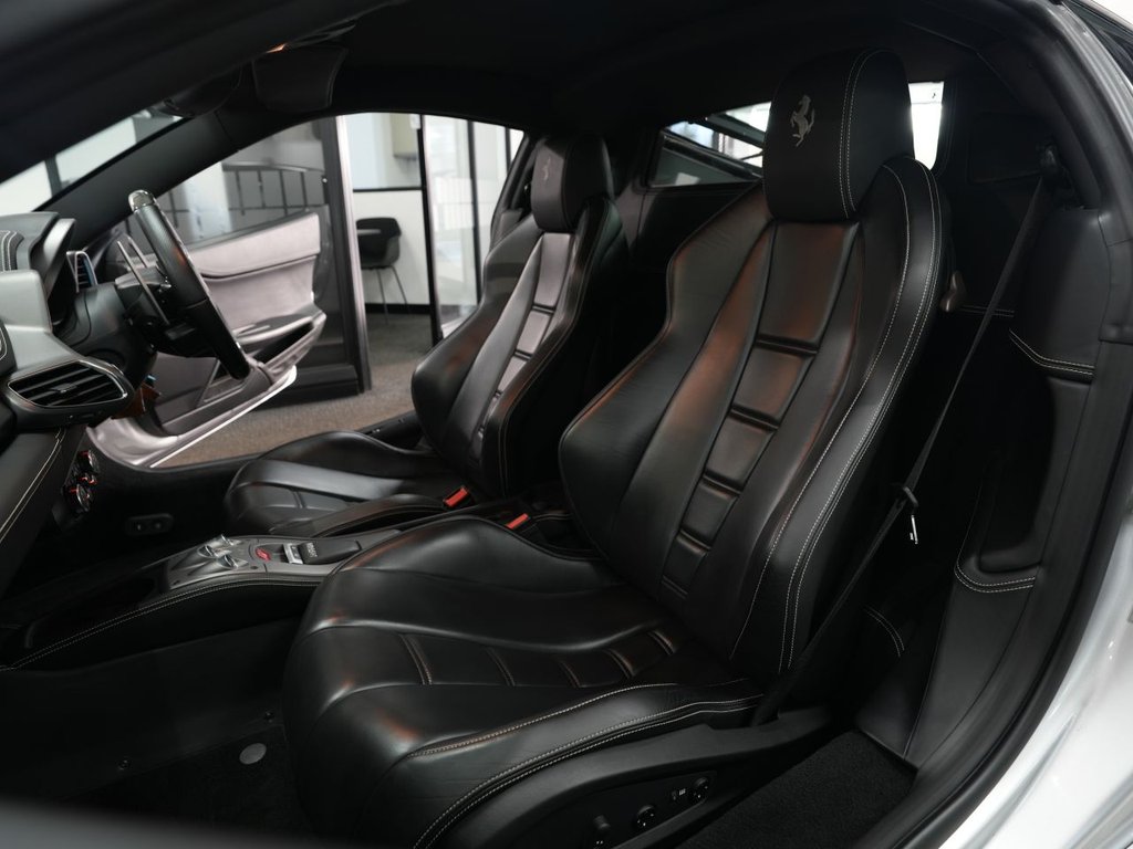 Used Ferrari 458 2011 for sale - 78030481: Photo 34