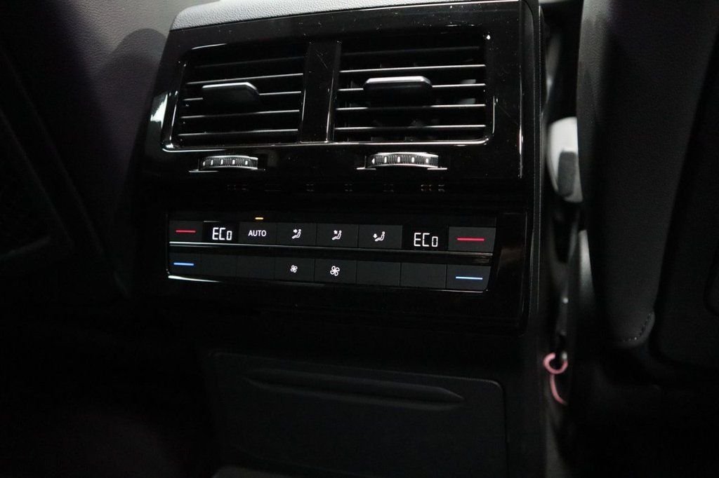 Used Volkswagen Touareg 2022 for sale - 77850154: Photo 22