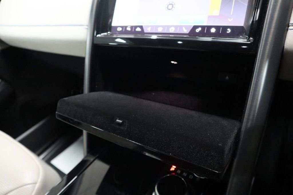 Used Land Rover Discovery 2019 for sale - 77263765: Photo 34