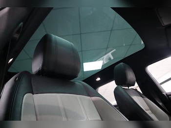 Used Land Rover Range Rover Evoque 2019 for sale - 76635482: Photo