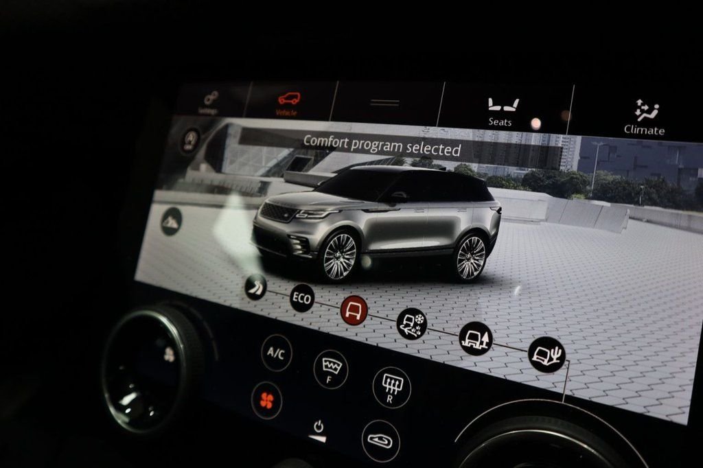 Used Land Rover Range Rover Velar 2019 for sale - 76635481: Photo 33