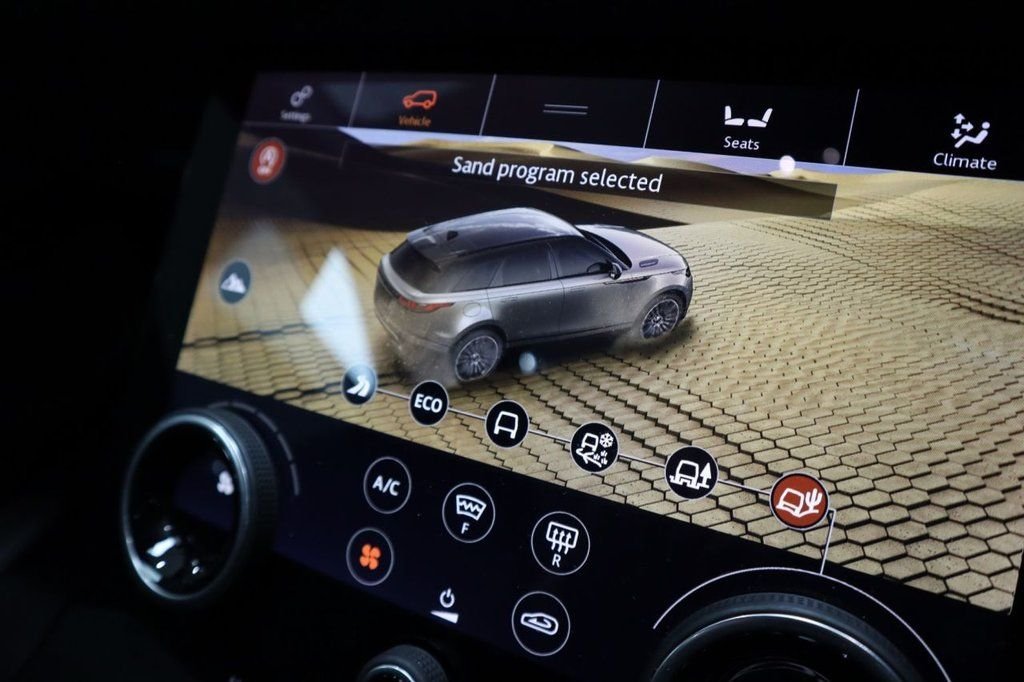 Used Land Rover Range Rover Velar 2019 for sale - 76635481: Photo 36