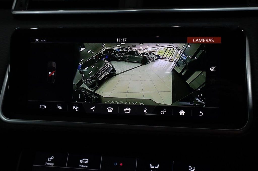 Used Land Rover Range Rover Velar 2019 for sale - 76635481: Photo 46