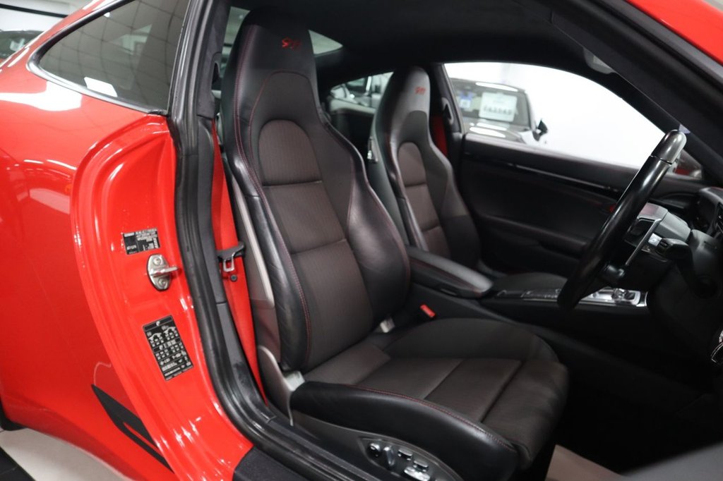 Used Porsche 911 2018 for sale - 76655449: Photo 12