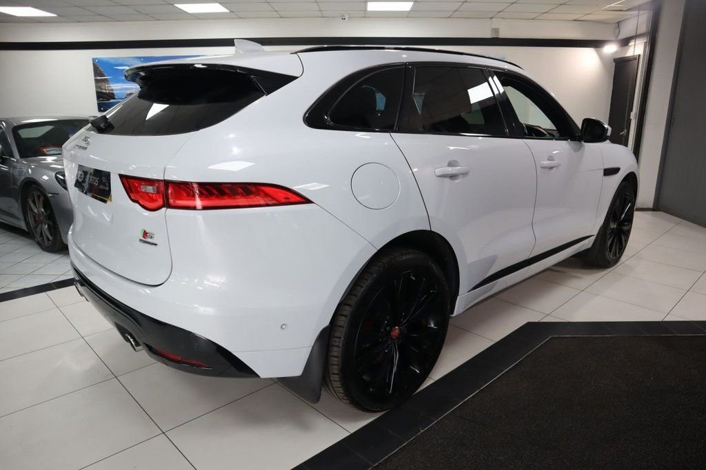 Used Jaguar F-Pace 2019 for sale - 76396137: Photo 11