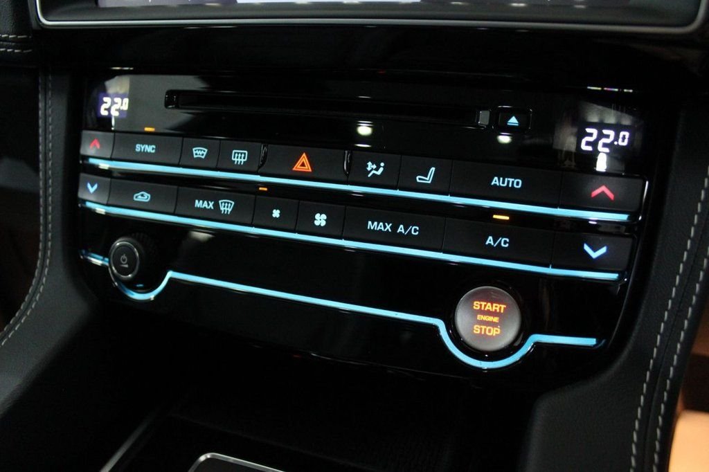 Used Jaguar F-Pace 2019 for sale - 76396137: Photo 23