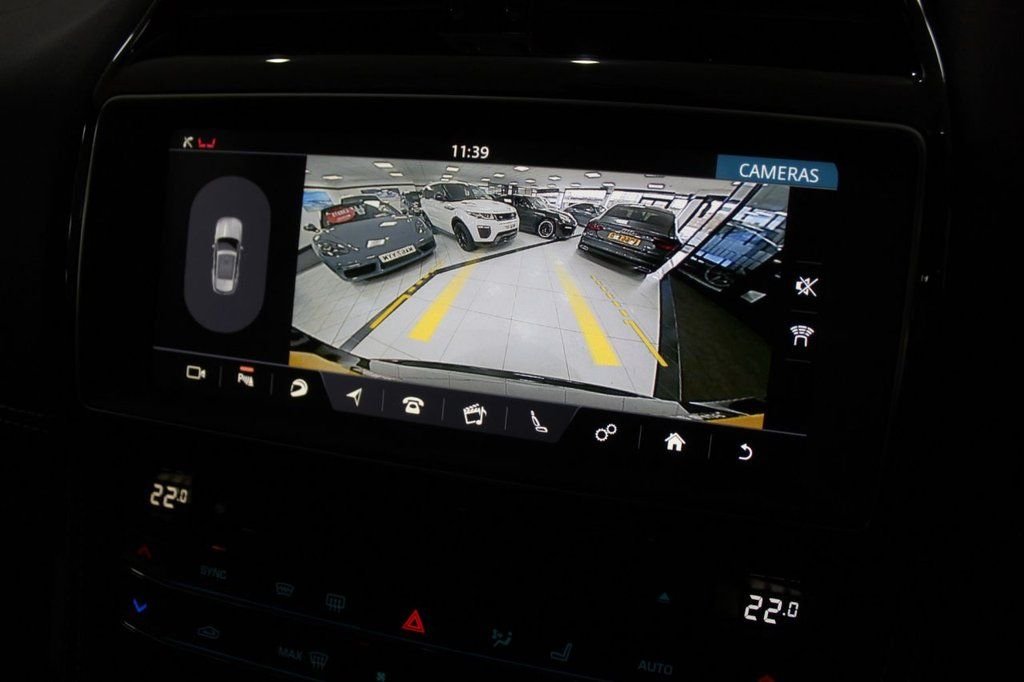 Used Jaguar F-Pace 2019 for sale - 76396137: Photo 27