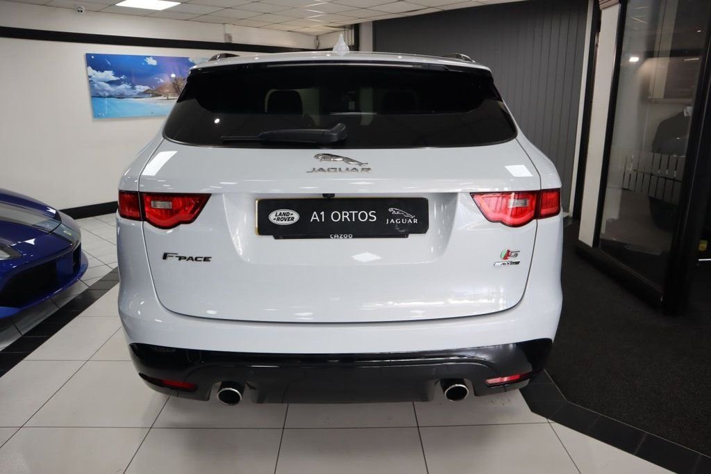 Used Jaguar F-Pace 2019 for sale - 76396137: Photo 7