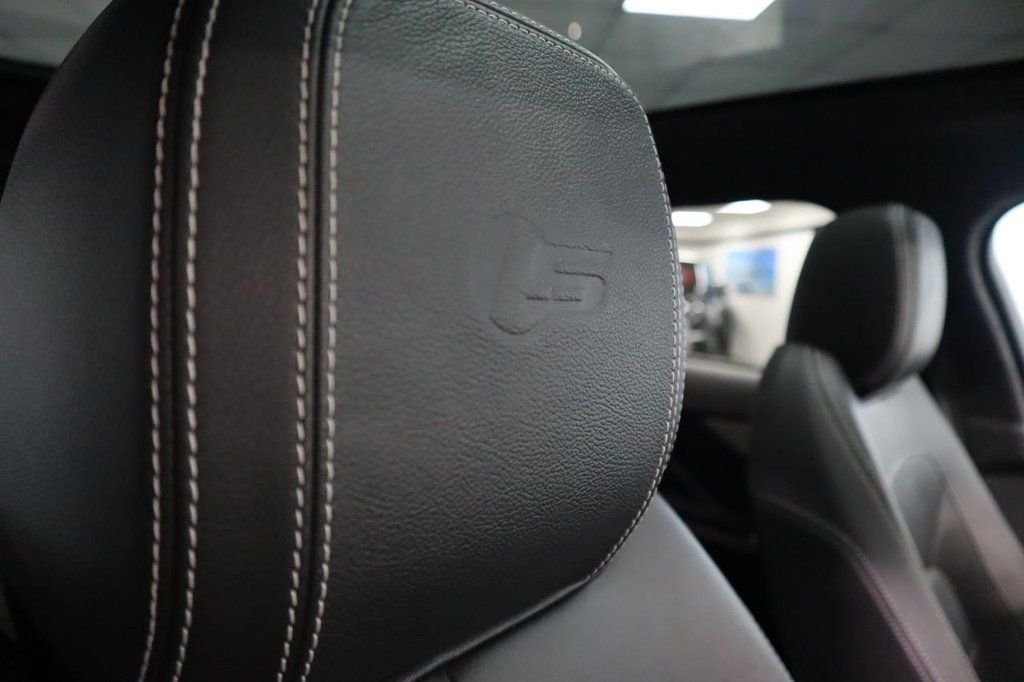 Used Jaguar F-Pace 2019 for sale - 76396137: Photo 9