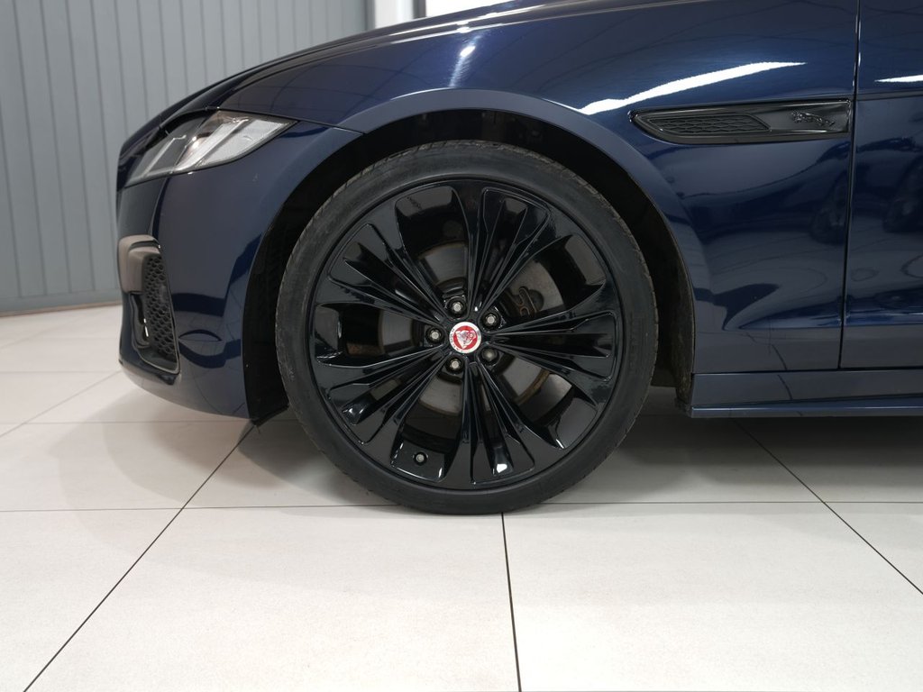 Used Jaguar XF 2023 for sale - 77976534: Photo 5