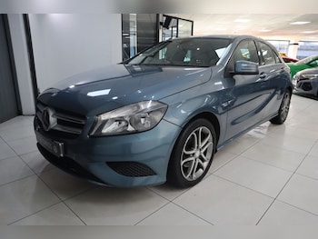 Used Mercedes-Benz A-Class 2014 for sale - 77014302: Photo