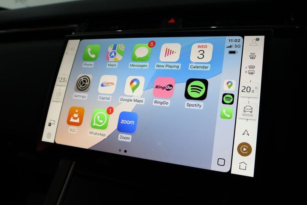 Used Land Rover Range Rover Velar 2023 for sale - 77275976: Photo 21