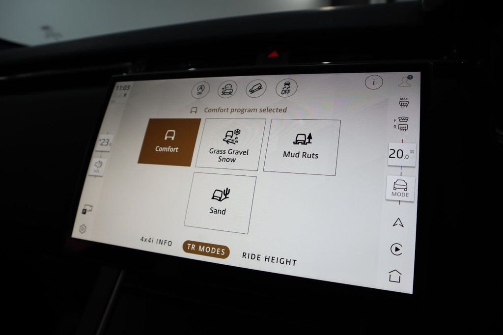 Used Land Rover Range Rover Velar 2023 for sale - 77275976: Photo 27