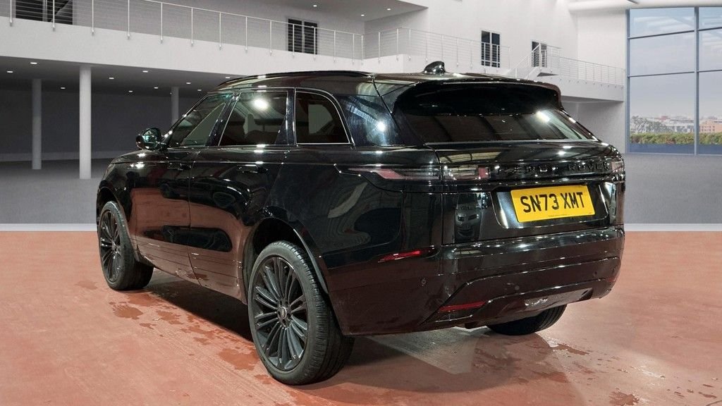 Used Land Rover Range Rover Velar 2023 for sale - 77275976: Photo 3