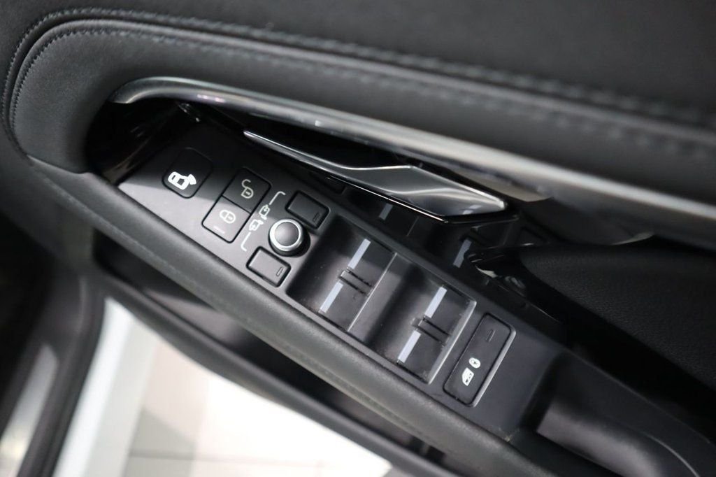 Used Land Rover Range Rover Evoque 2019 for sale - 77360102: Photo 10