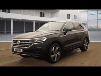 Used Volkswagen Touareg 2018 for sale - 74904524: Photo