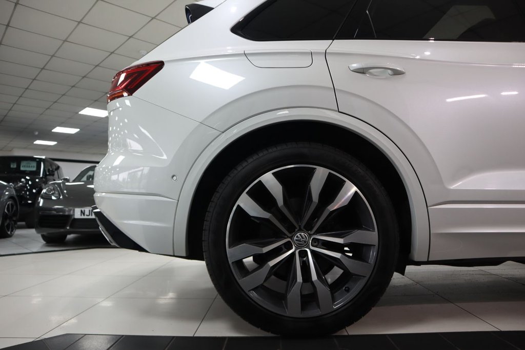 Used Volkswagen Touareg 2020 for sale - 76867846: Photo 12