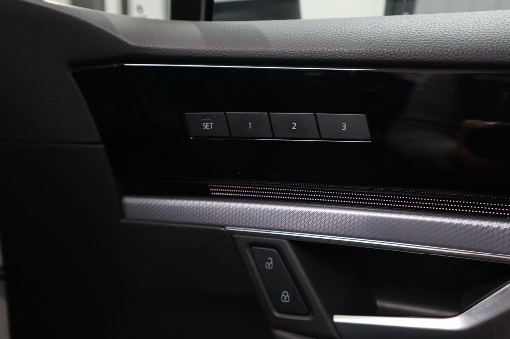 Used Volkswagen Touareg 2020 for sale - 76867846: Photo 19