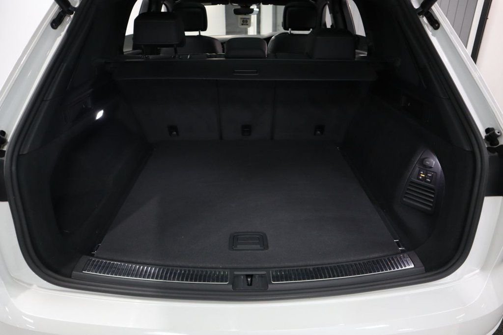 Used Volkswagen Touareg 2020 for sale - 76867846: Photo 23