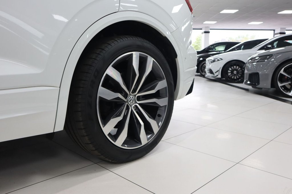 Used Volkswagen Touareg 2020 for sale - 76867846: Photo 6