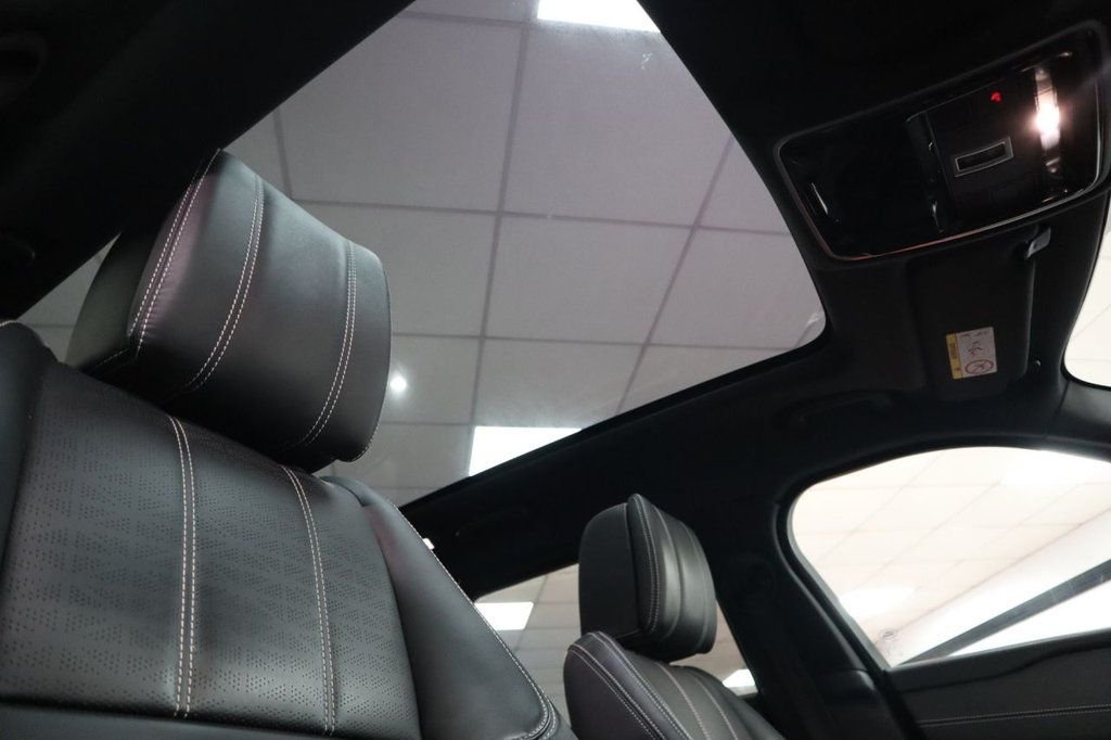 Used Land Rover Range Rover Velar 2019 for sale - 77280788: Photo 4