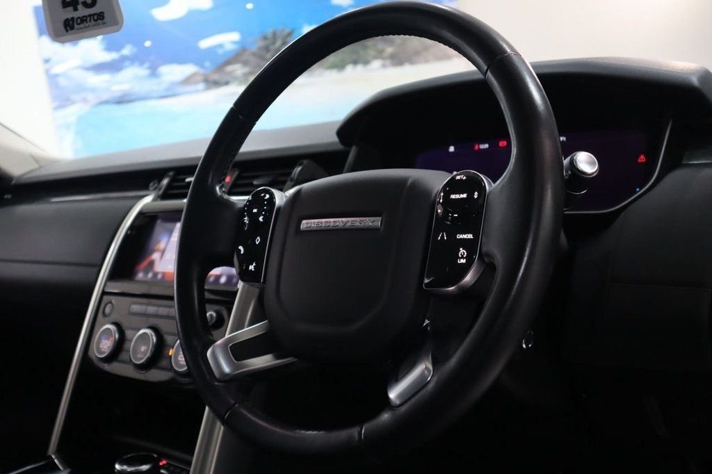 Used Land Rover Discovery 2018 for sale - 78017799: Photo 15