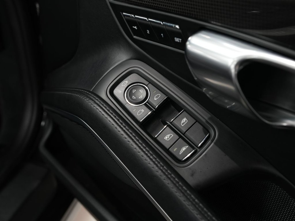 Used Porsche 911 2016 for sale - 78096281: Photo 15