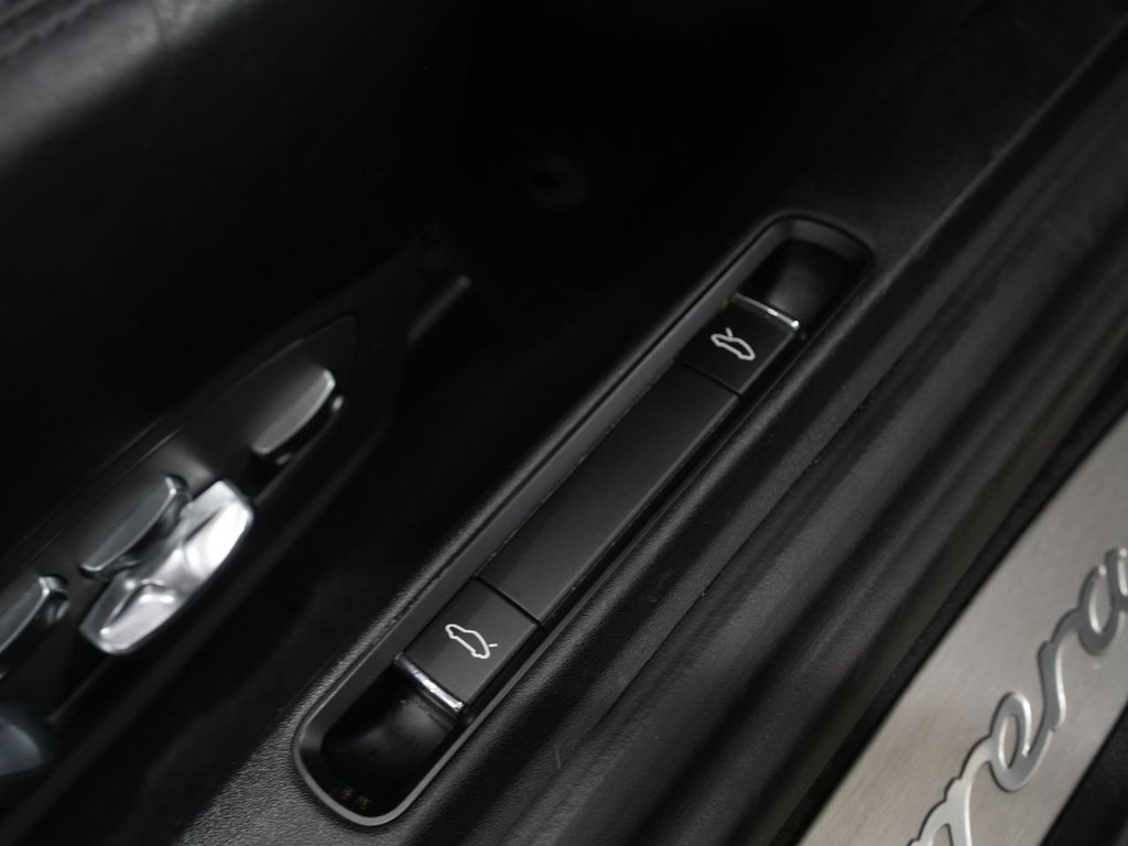 Used Porsche 911 2016 for sale - 78096281: Photo 27