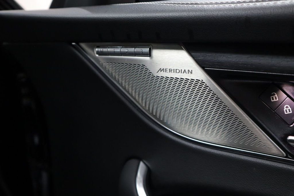 Used Jaguar F-Pace 2021 for sale - 76900616: Photo 23