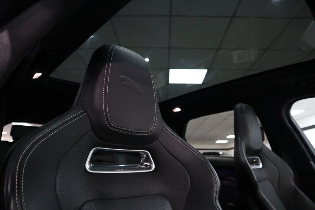 Used Jaguar F-Pace 2021 for sale - 76900616: Photo 4