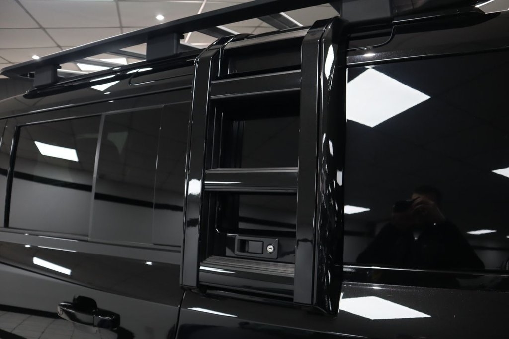 Used Land Rover Defender 2022 for sale - 77328406: Photo 17