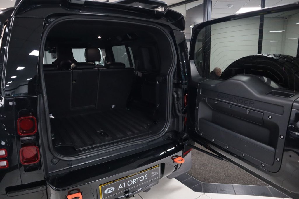 Used Land Rover Defender 2022 for sale - 77328406: Photo 18