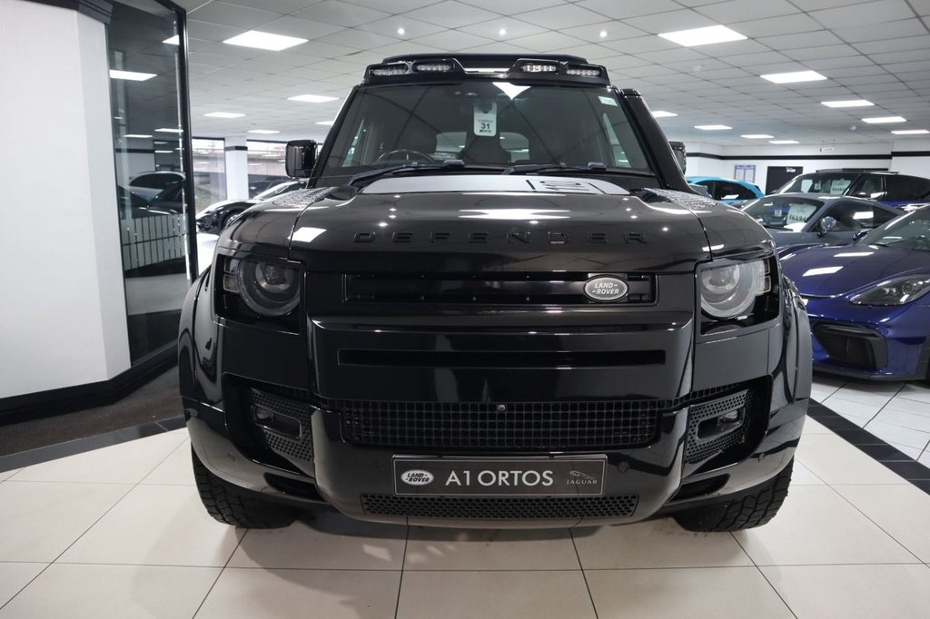 Used Land Rover Defender 2022 for sale - 77328406: Photo 2