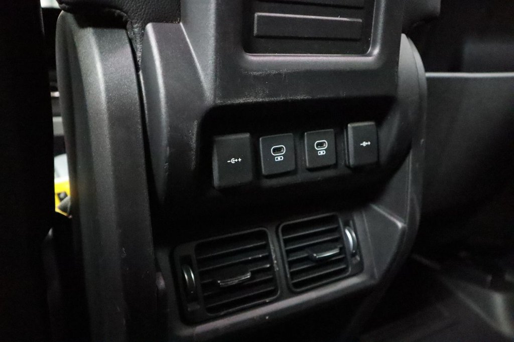 Used Land Rover Defender 2022 for sale - 77328406: Photo 25