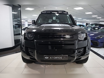 Used Land Rover Defender 2022 for sale - 77328406: Photo