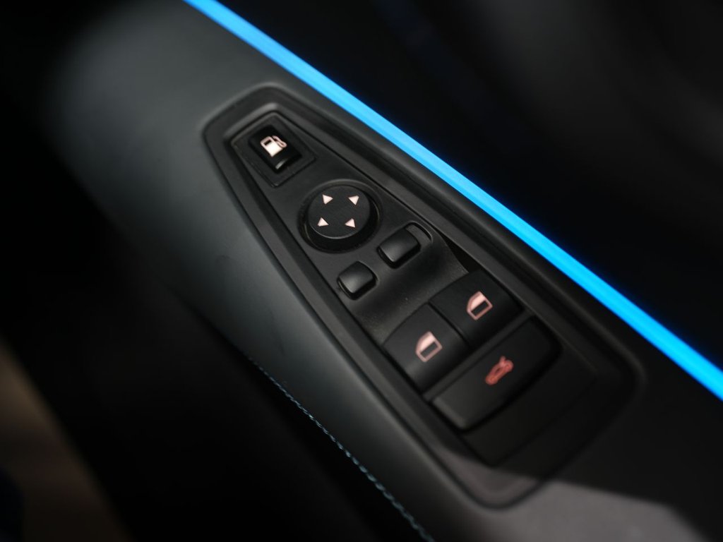 Used BMW i8 2016 for sale - 77971526: Photo 31