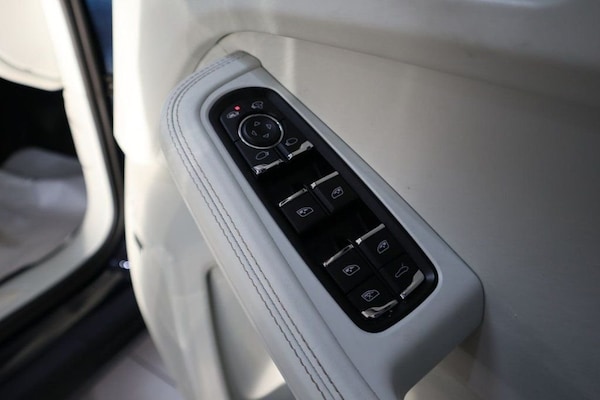 Used Porsche Macan 2020 for sale - 75068239: Photo 15