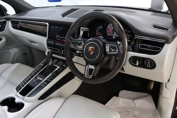 Used Porsche Macan 2020 for sale - 75068239: Photo 20