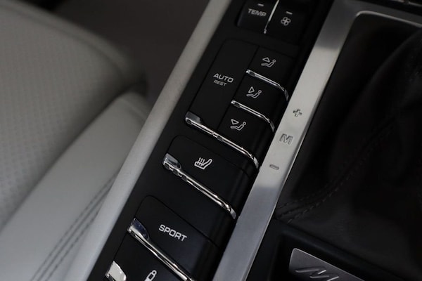 Used Porsche Macan 2020 for sale - 75068239: Photo 29