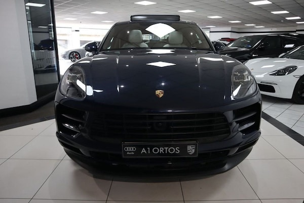Used Porsche Macan 2020 for sale - 75068239: Photo 2