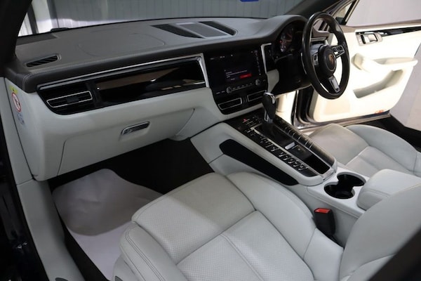 Used Porsche Macan 2020 for sale - 75068239: Photo 35