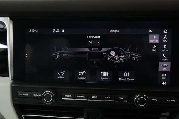 Used Porsche Macan 2020 for sale - 75068239: Photo 39