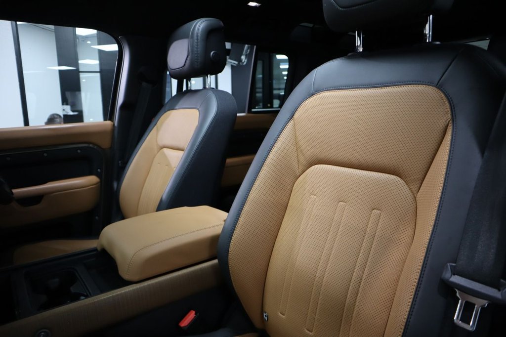 Used Land Rover Defender 2023 for sale - 77328282: Photo 26
