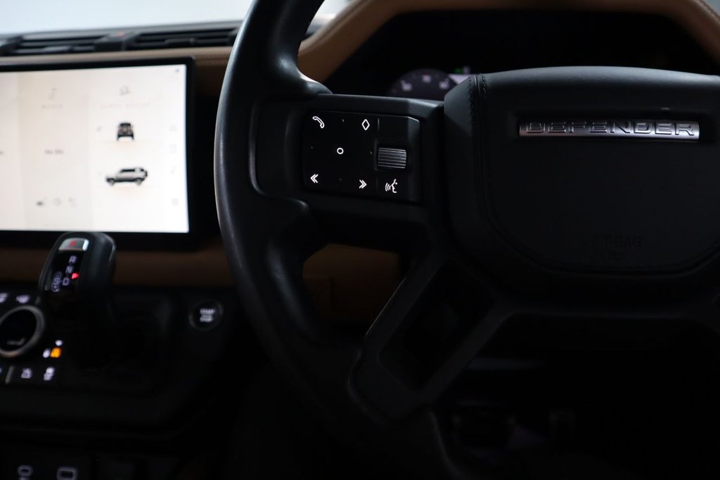 Used Land Rover Defender 2023 for sale - 77328282: Photo 30