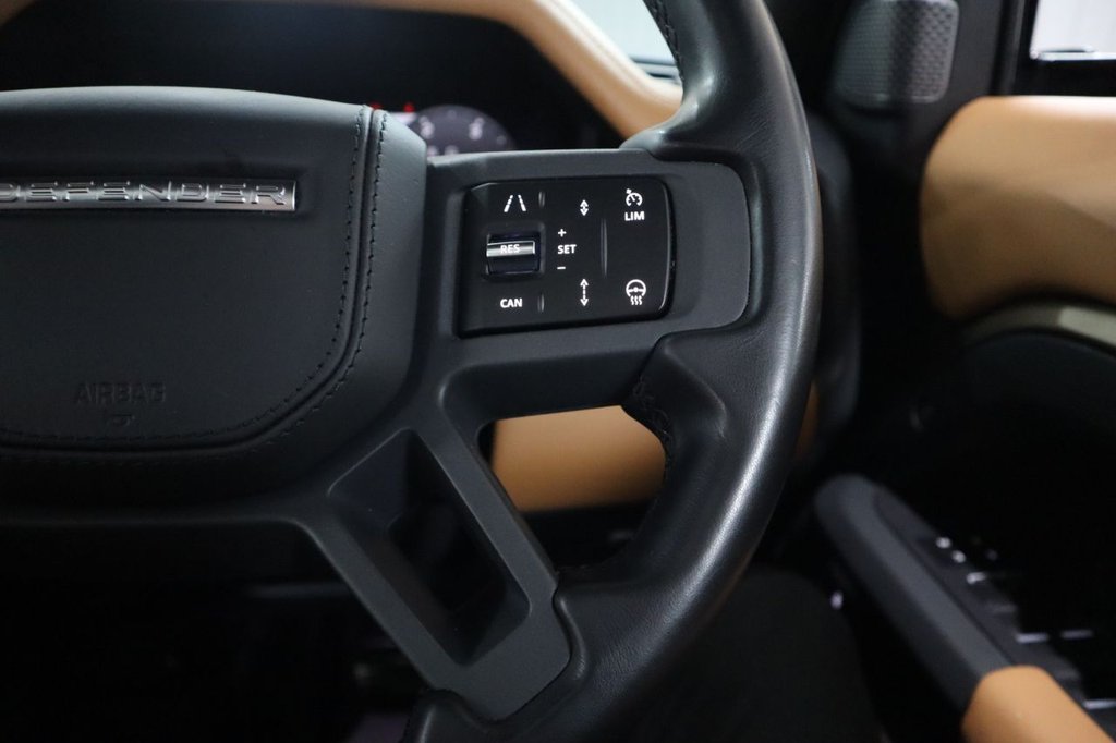 Used Land Rover Defender 2023 for sale - 77328282: Photo 31