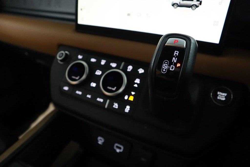 Used Land Rover Defender 2023 for sale - 77328282: Photo 36