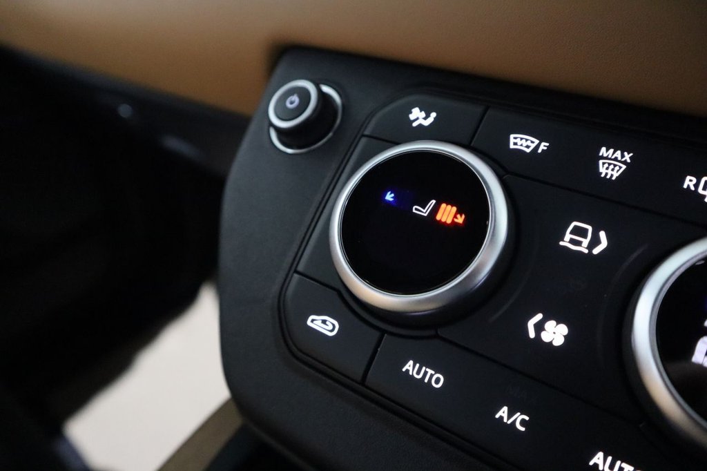 Used Land Rover Defender 2023 for sale - 77328282: Photo 39